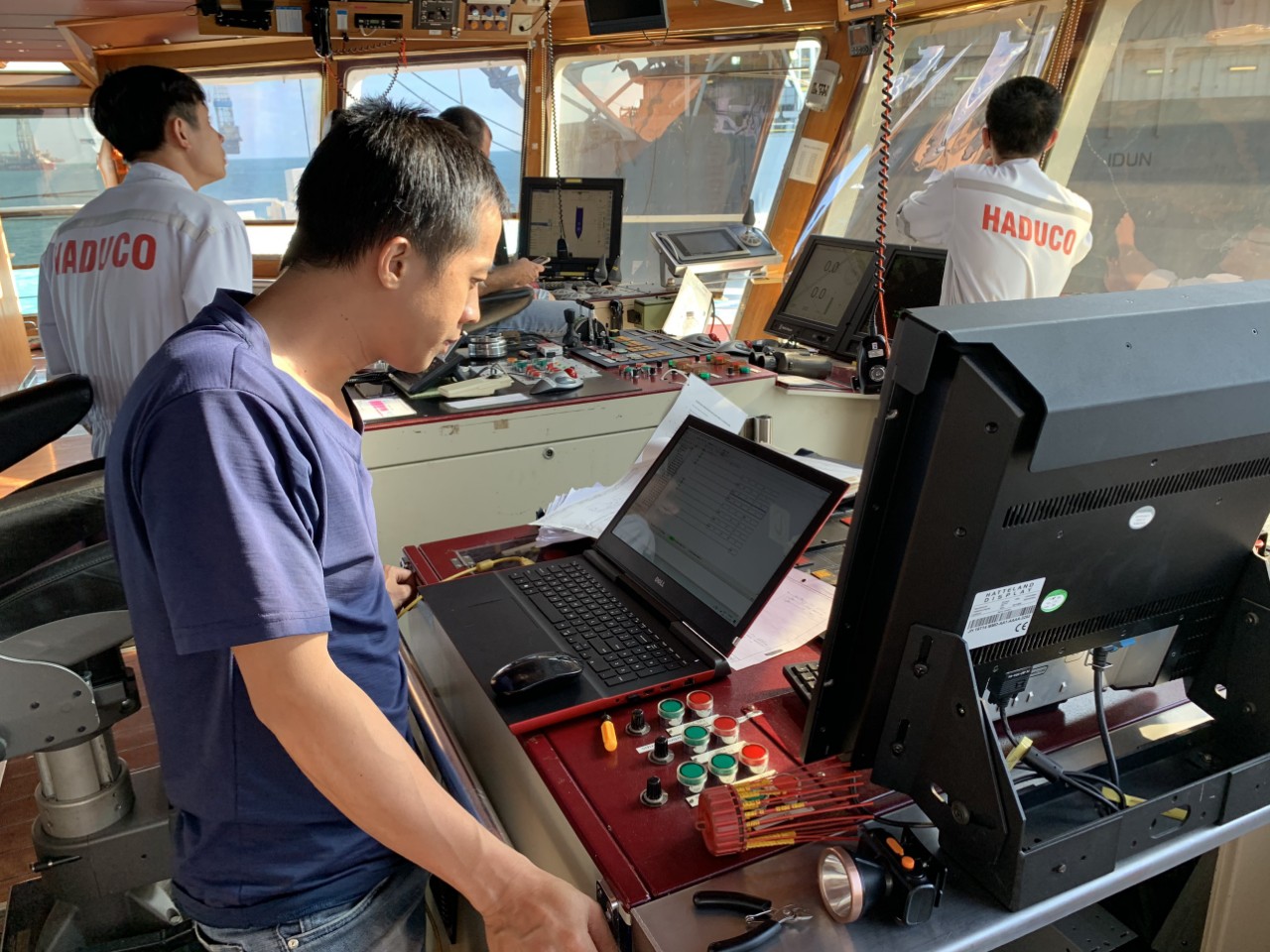 Công ty Sửa màn hình uốn ống Không lên hình, Sửa Màn hình Không Sáng, Màn Hình Bị Tối Giá Rẻ Uy Tín - Ảnh 6