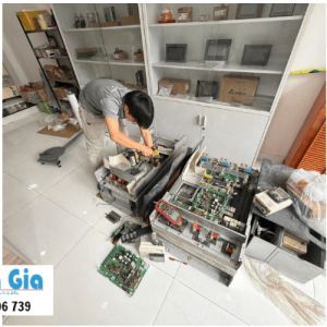 Kỹ sư giỏi sửa servo OMRON Lỗi encoder, mất phản hồi vị trí, rung lắc khi vận hành